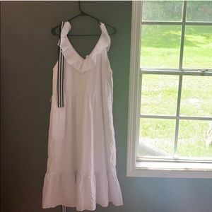 white vineyard vines dress from target size XL